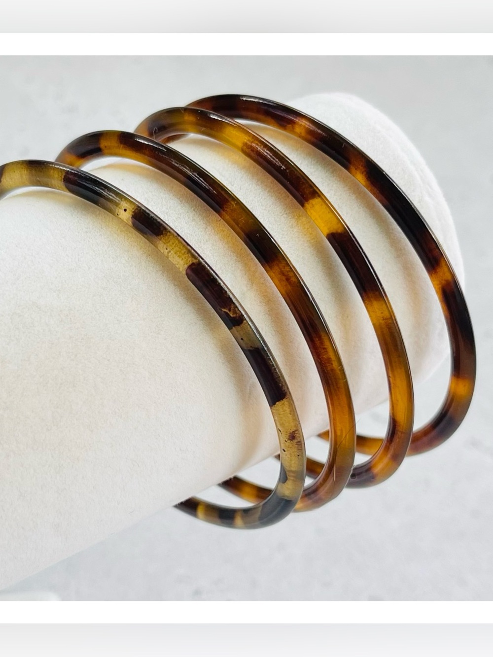 Set of 4 Faux Tortoiseshell Cellulose Acetate Thin Bangles Bracelets